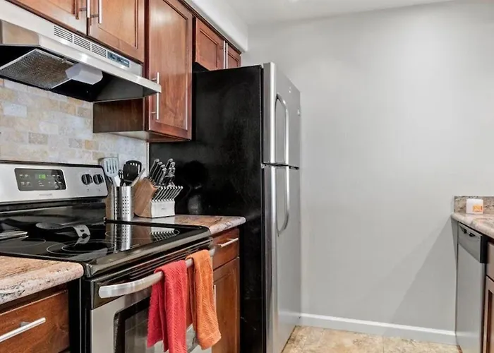 Charming 2bd-2bth In Heart Of Old Town *
